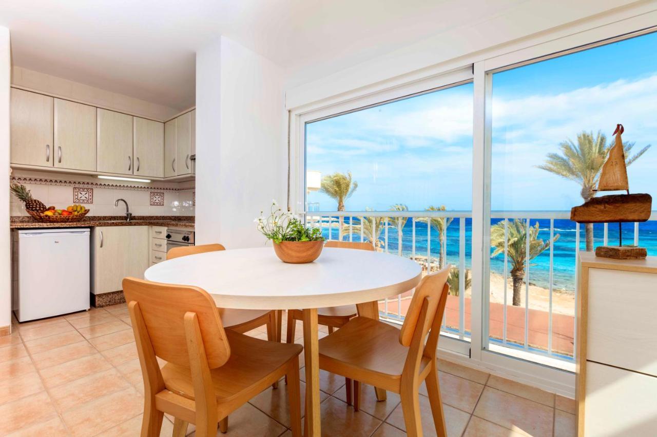 Apartamentos Sa Varadero Fronte Mar Espujols Es Pujols Exteriér fotografie